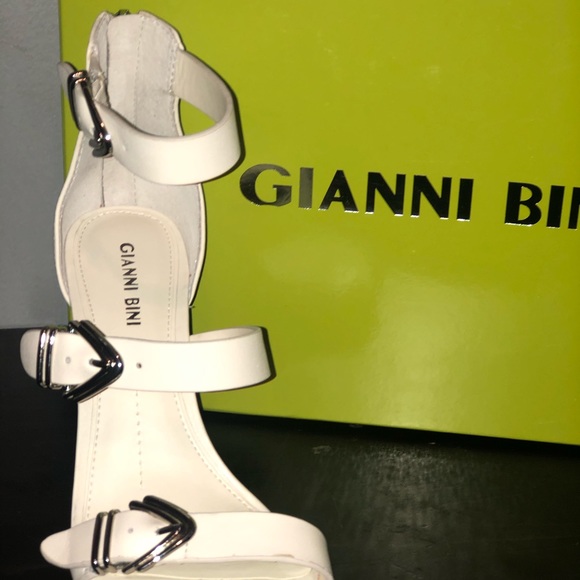 Gianni Bini Size 8M - Picture 4 of 5